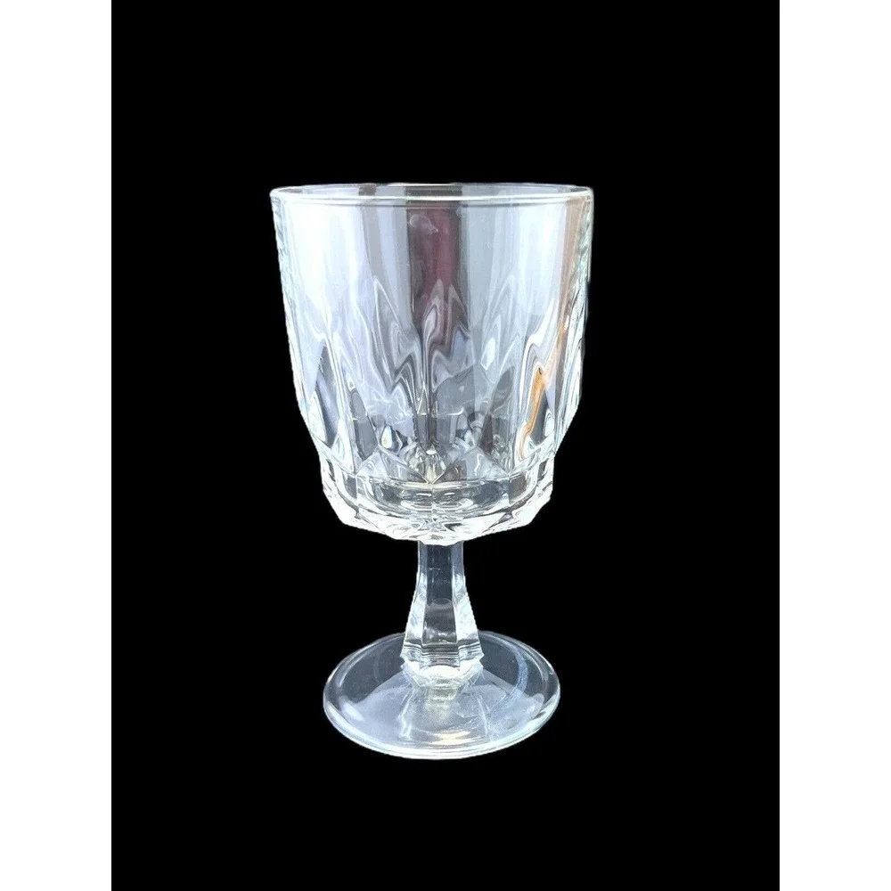 Arcoroc France Glass Goblet 5.75